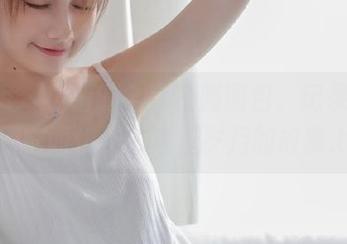 pans – 小倩的全套校服图包，记录下那些甜蜜而忧伤的青春岁月的故事.txt