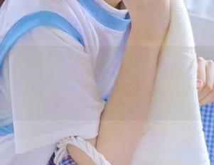 pans – 小青呈现肉丝之美，精选写真集唤醒你内心的艺术激情.txt