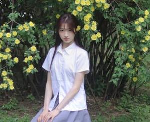 pans – 樱桃的最新制服作品公布，探索她那些令人惊艳的私密瞬间与魅力。.txt
