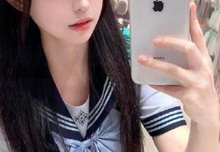 pans – 揭开雯雯的秘密：观看她独到视角下的写真图片，感受艺术之美.txt