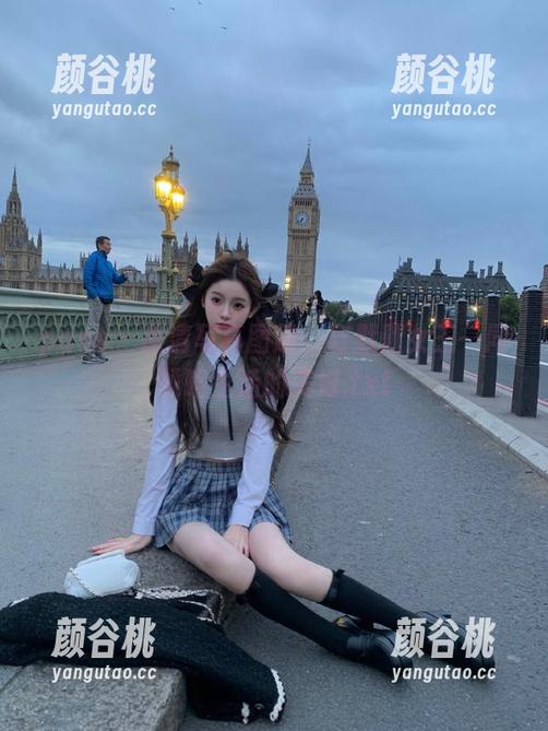pans - 高清写真图册：与默默女王一同领略生活的美好.txt
