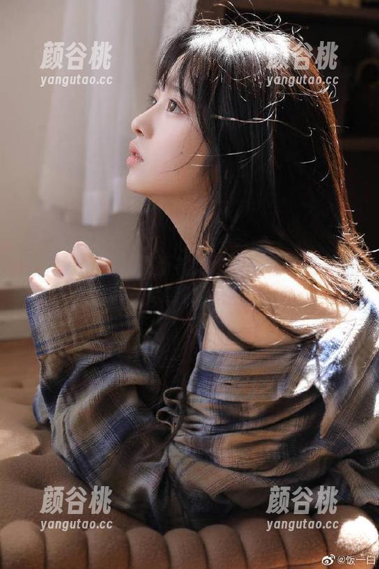 三刀刀miido 三刀刀miido最新礼服作品:看原图、品图片,尽享时尚魅力.txt