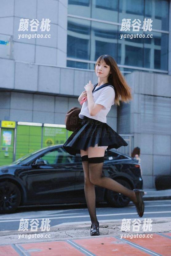 丽柜 - 回顾晴晴的写真艺术：丽柜经典中的每一张精美图片.txt
