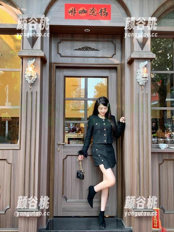 丽柜 - 桃子日常高清写真集：在镜头里发现生活的无限可能.txt