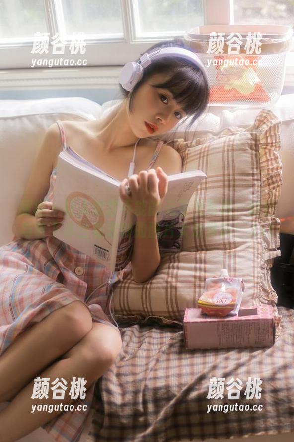丽柜 - 让人欲罢不能的无圣光写真：轩轩与阶下木兰私定制的图片大放异彩！.txt