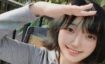 探索云溪溪：瑜伽与美的完美融合，倾心写真壁纸集.txt