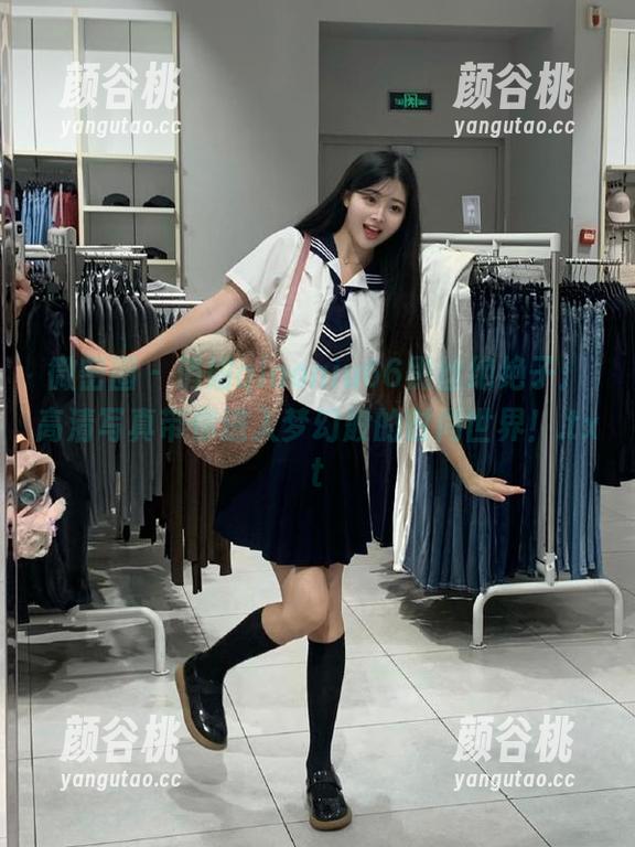 俏妞qiaoniu66 微密圈 - 俏妞qiaoniu66黑丝绝绝子:高清写真带你进入梦幻般的时尚世界!.txt