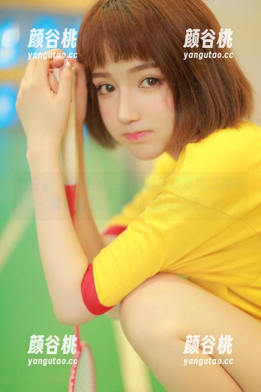 微密圈 - 保守的二舅妈最新写真图集揭秘：紧包蜜腿的无限诱惑与风情.txt