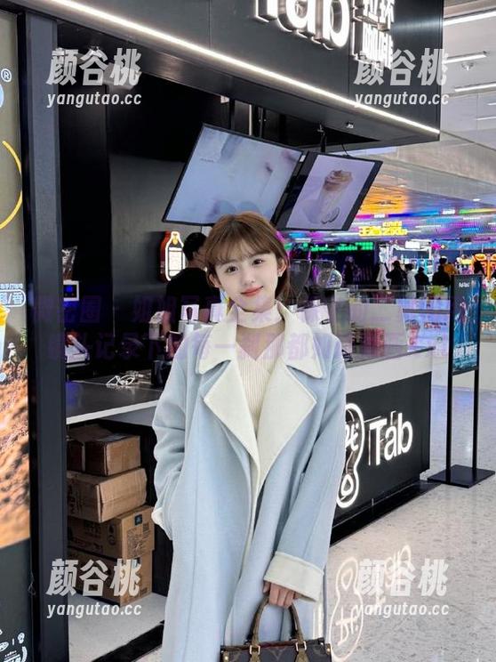 微密圈 - 姐姐写真全集：保守的二舅妈用镜头记录下的每一刹那都如诗如画.txt