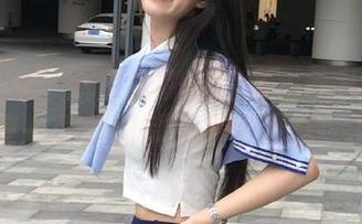 克拉女神 – 解密依娜丝的高跟鞋私房内容：每一张原图都闪耀着灵感！.txt