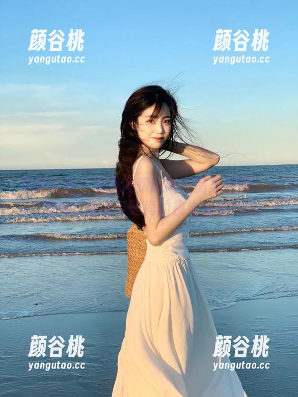 克拉女神 - 僮僮高跟萌妹作品集精选：一场关于青春与时尚的视觉盛宴.txt