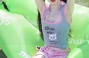 克拉女神 – 慕菲女王的全套图包，呈现出梦幻般的摄影艺术与个性化风格.txt