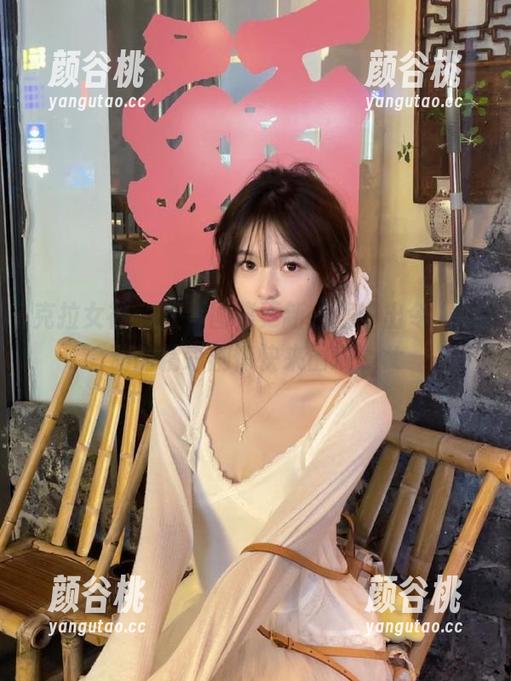 克拉女神 - 江琴图集更新，演绎出令人心动的精彩剧情快来围观.txt