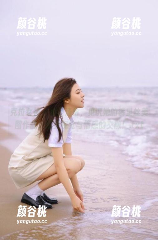 克拉女神 - 她是汤怡，见识她的裤里丝美图作品，感受视觉与情感的交融！.txt