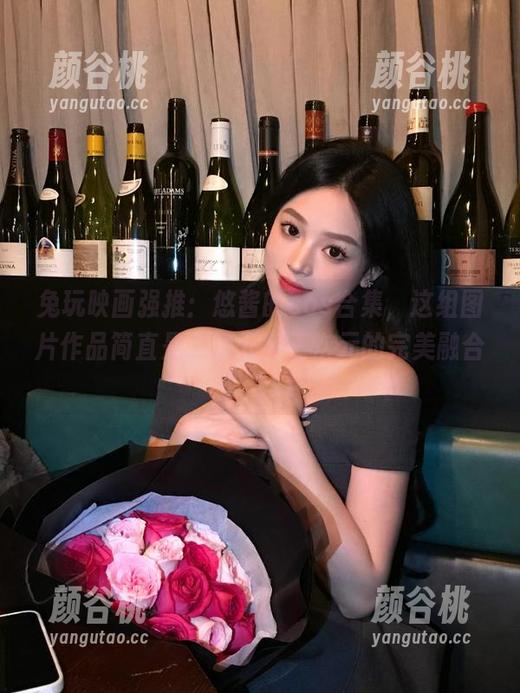 兔玩映画强推：悠酱的cos合集，这组图片作品简直是二次元与三次元的完美融合！.txt