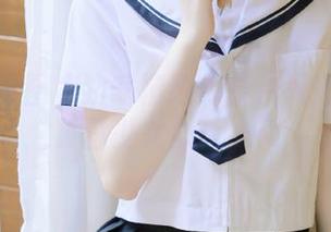 兔玩映画图库独家精选：白色死库水中的夏日少女心情.txt