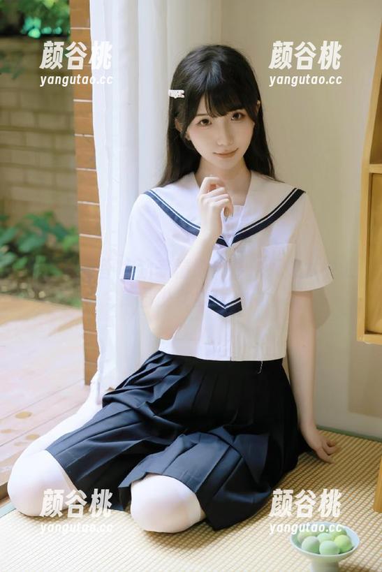 兔玩映画图库独家精选：白色死库水中的夏日少女心情.txt