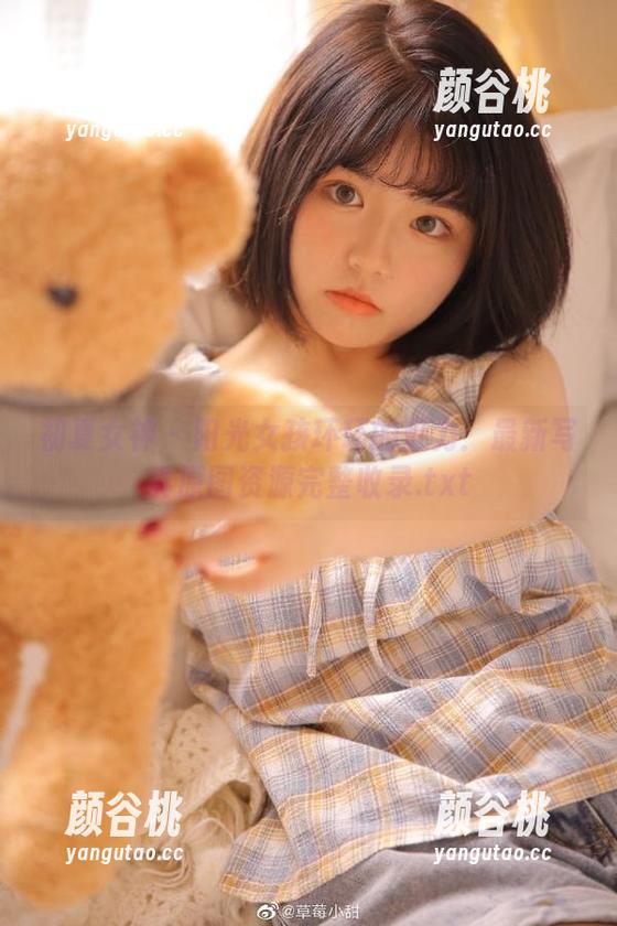 初夏女神 - 阳光女孩环环的魅力：最新写真原图资源完整收录.txt