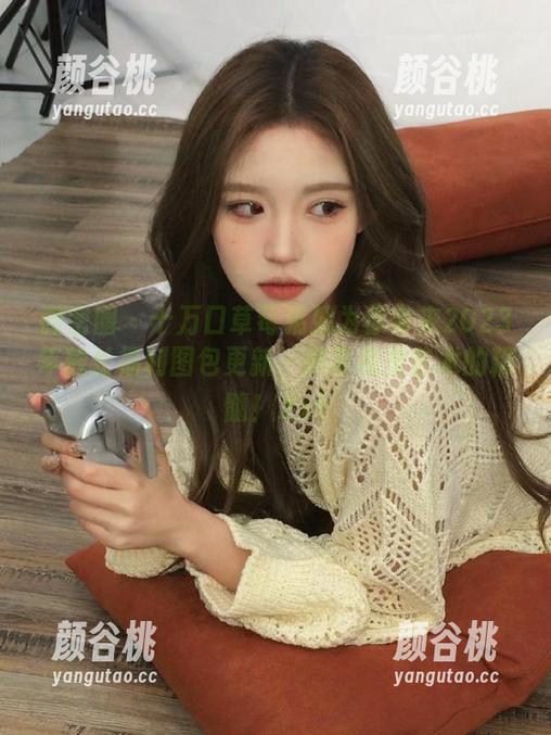 微密圈 - 十万口草莓粥粥为你带来2023年舰长福利图包更新，尽享视觉艺术的精髓！.txt