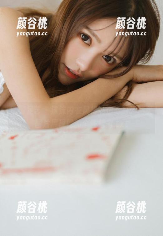 南国足艺 - 沫沫内衣风格私房写真，精美图片展现她的个性魅力.txt