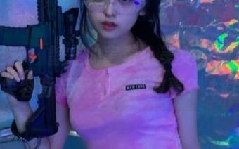 南国足艺 – 静儿的害羞小美女最新写真，笑容背后藏着多少故事？.txt