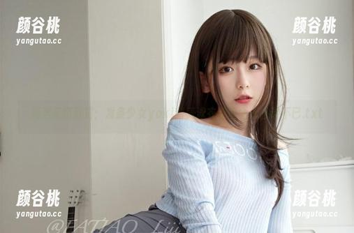 精选美图欣赏：发条少女yoki甜美泳衣造型令人心动不已.txt