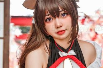 让美好触手可及！免费下载“啊日日_Ganlory吊挂式后辈”写真系列！.txt