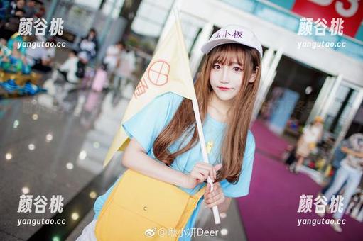 啾小妍Deer带你领略私拍毛衣之美，每一张图片都是冬季浪漫的写照.txt