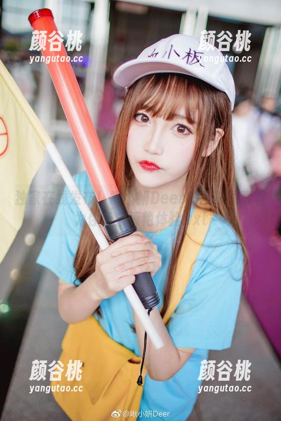 独家在线发布！啾小妍Deer的网袜写真将为你带来惊艳体验.txt