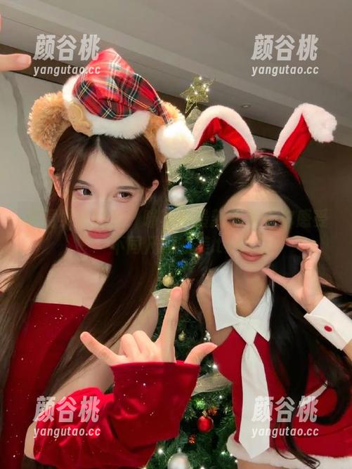 眼镜学妹丝足：喵写真最新图册带你感受不同凡响的美.txt