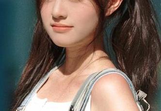 喵糖映画独家私拍图包，清纯黑丝少女的甜美瞬间让你无法抗拒，速来围观！.txt