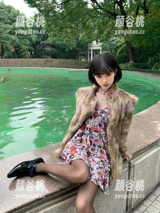 嗲囡囡 - 最新陈媚儿女孩写真原图，融汇时尚与优雅，让你一见倾心的美丽旅程！.txt