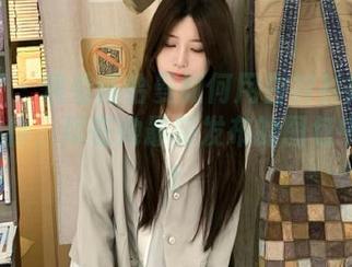 嗲囡囡 – 观看陈怡曼如何用白衬衫搭配出无限风格，尽在她最新发布的图包中！.txt
