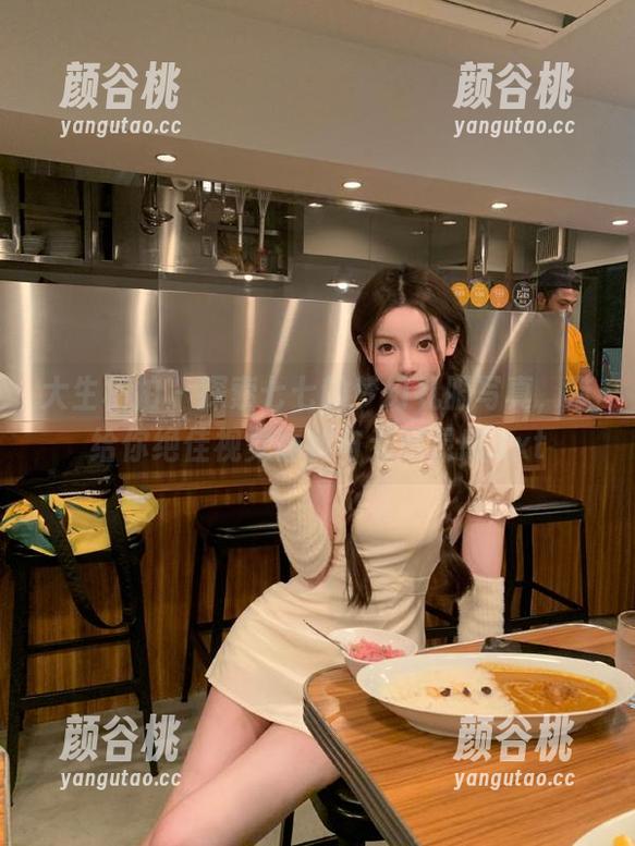 大生模拍 - 探索七七的梦幻礼服写真，带给你绝佳视觉福利与无尽灵感.txt