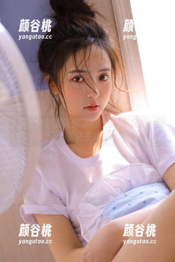 头条女神 - 解锁刘瑾希粉色写真风格：网盘下载直达美丽之路.txt