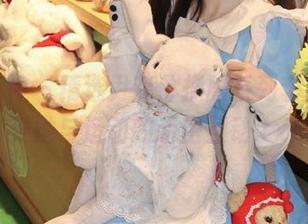 头条女神 – 精选尹菲体操服系列套图，感受她与运动的亲密互动.txt