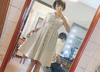 奶桃桃独家日系百合系列美图图包，快来下载欣赏吧！.txt