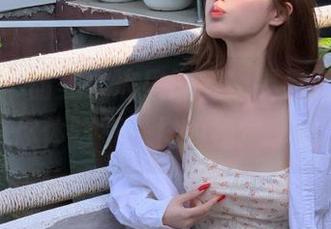 微密圈 – 甜美果冻风潮，奶雯最新套图更新，带你体验不一样的视觉享受！.txt