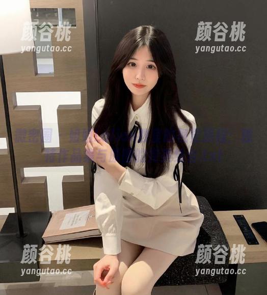 微密圈 - 姐姐Lalion教室的视觉旅程：独特作品集与原图的完美结合.txt