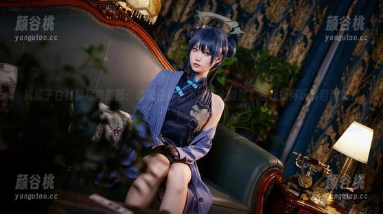 嫣嫣子白衬衫写真原图：谁说白衬衫不能带上幽默？看我如何玩转自嘲魅力！.txt