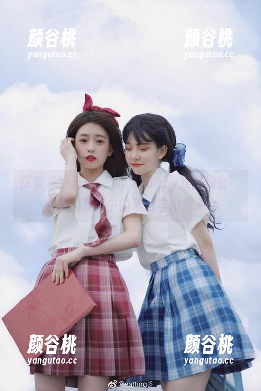 探索“孙乐乐(손예은)Loozy双重约会”全集：写真中的浪漫与幽默.txt