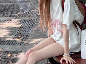 宋哈娜(송하나)为你呈现定制作品，BBUTTERMILK-Hana’sDay2的每一个瞬间都充满爱意！.txt
