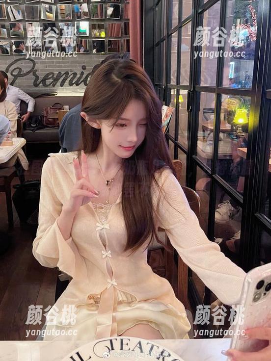 在图库中邂逅小小奶瓶儿姐姐，独特资源让你欲罢不能.txt