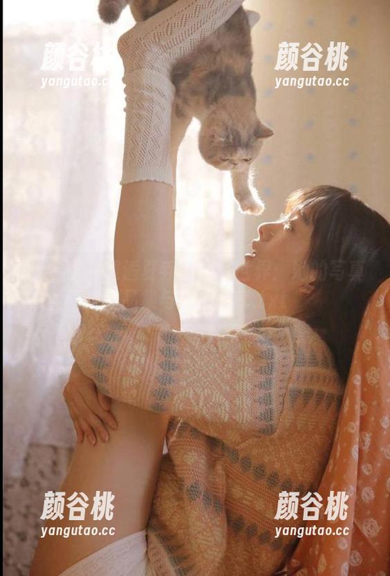 尤果网 - 邂逅夏乔的居家世界：她的写真作品集与资源分享.txt