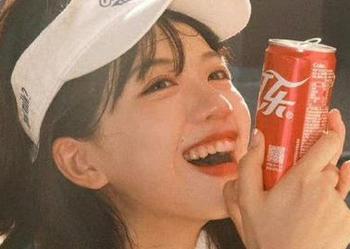 尤果网 – 在线get张芷昕裸足写真魅力，原图中她是怎样实现艺术与自然的交融？.txt