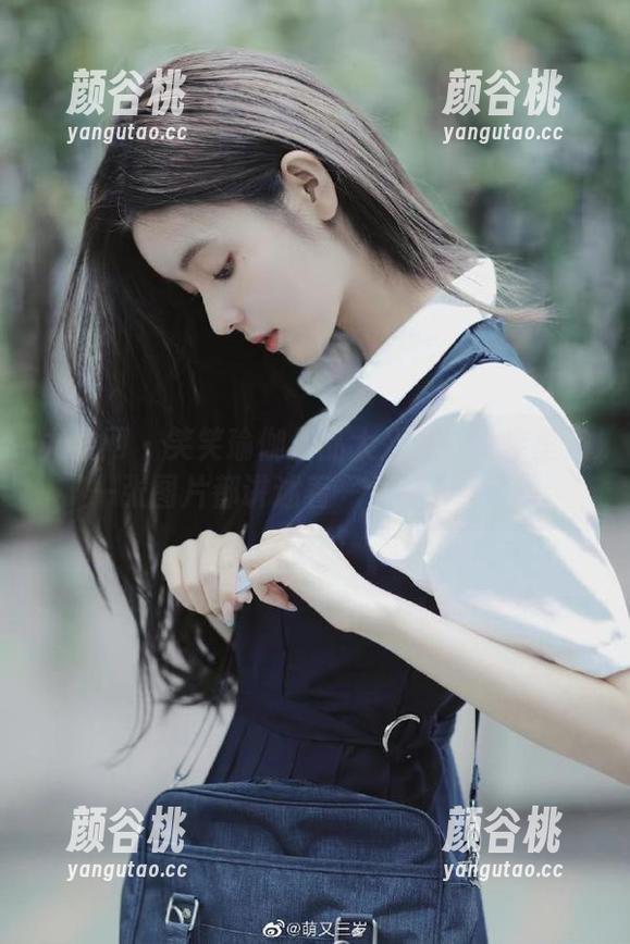尤果网 - 笑笑瑜伽作品大公开：图库里每一张图片都讲述着一个故事！.txt