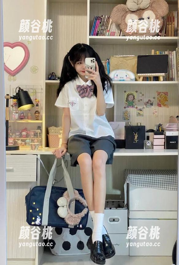尤果网 - 萌神妹妹最新内衣写真图片更新，粉嫩色调宛如梦境.txt