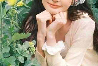 尤蜜荟 – lingyu69与和服的完美结合，分享她最新作品的精美图片.txt