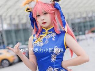 在线畅游“巧克力小圆面包”的海边写真，感受咸咸海风的图片魅力！.txt