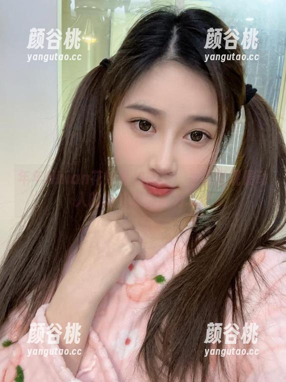 年年Nnian花嫁私拍图包：为你呈现最动人的婚礼摄影实力.txt